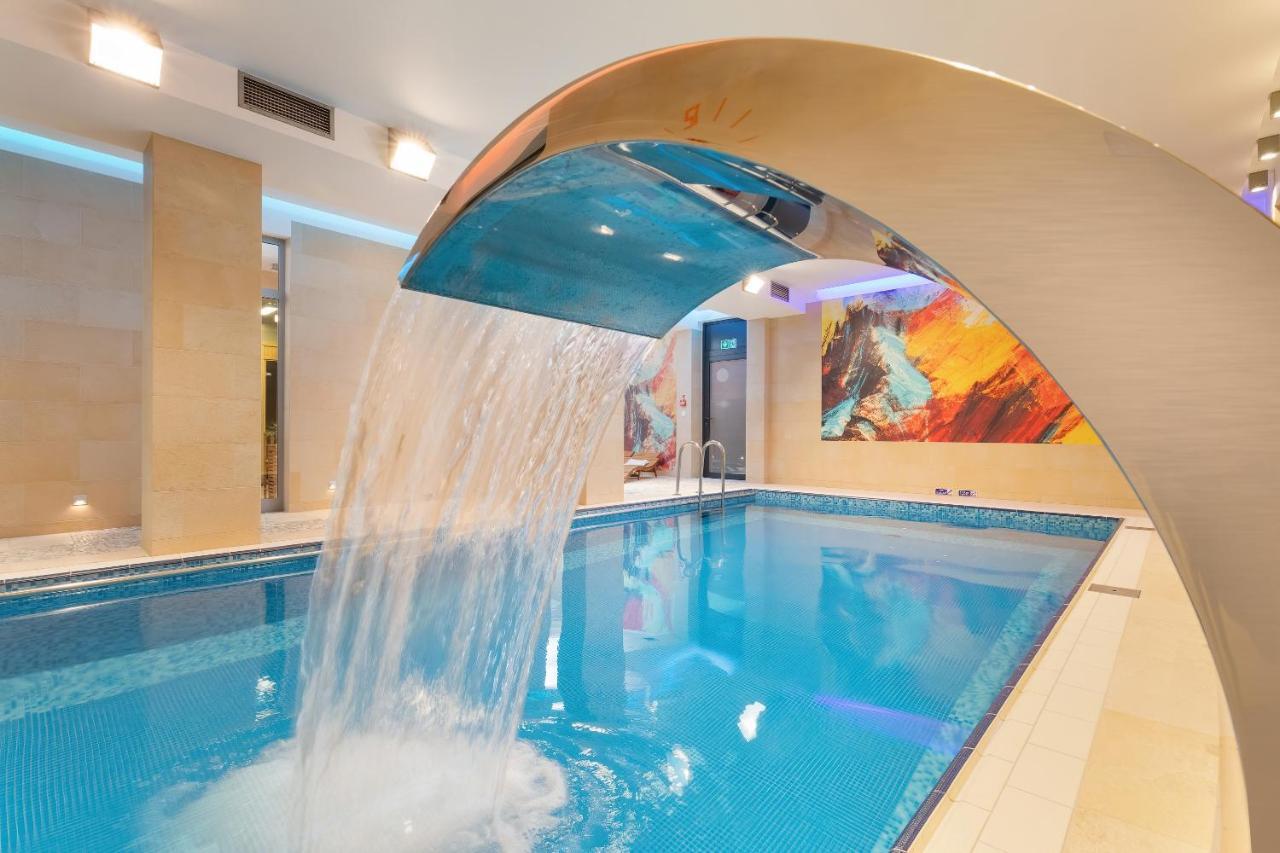Hotel La Siesta & Medical Spa Jastrzebia Gora Exterior photo